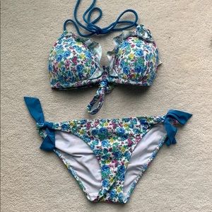 Floral Abercrombie and Fitch Bikini - Medium